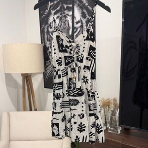 Chic Black and White Patterned Mini Dress